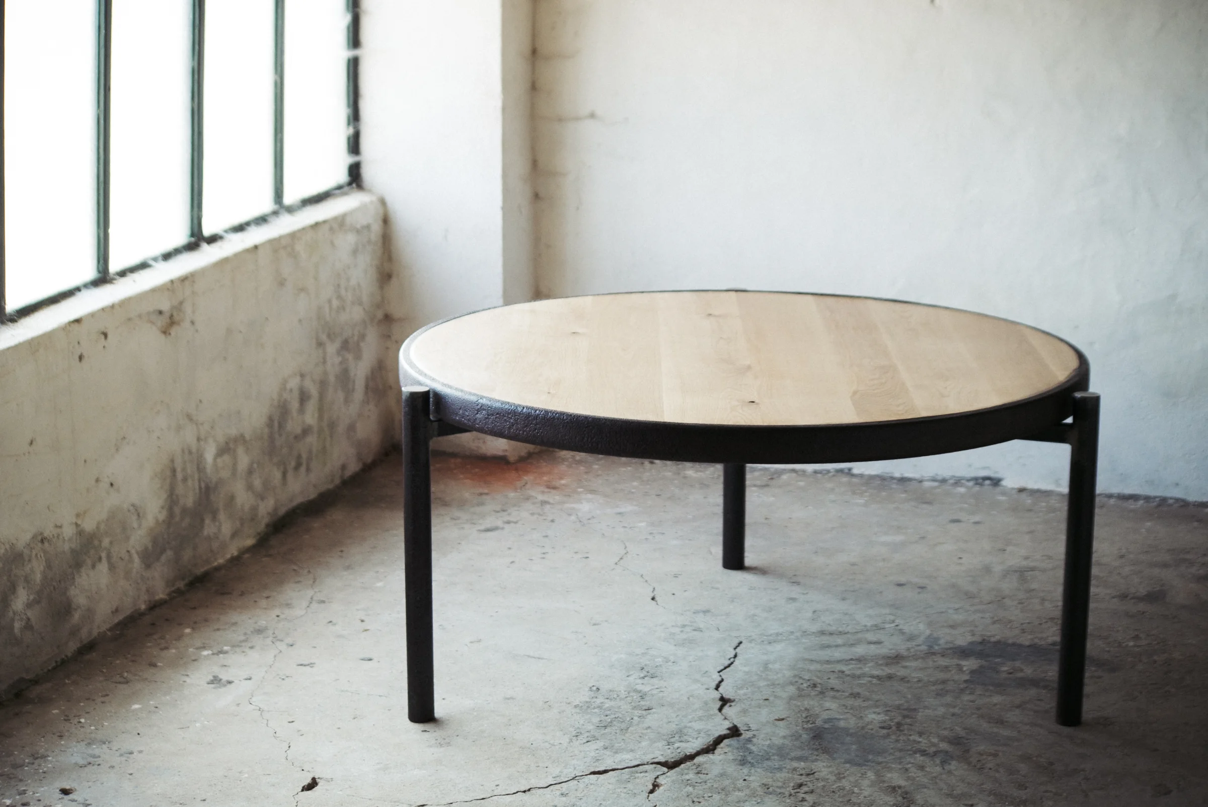 AKKER TABLE by Stal Collectief