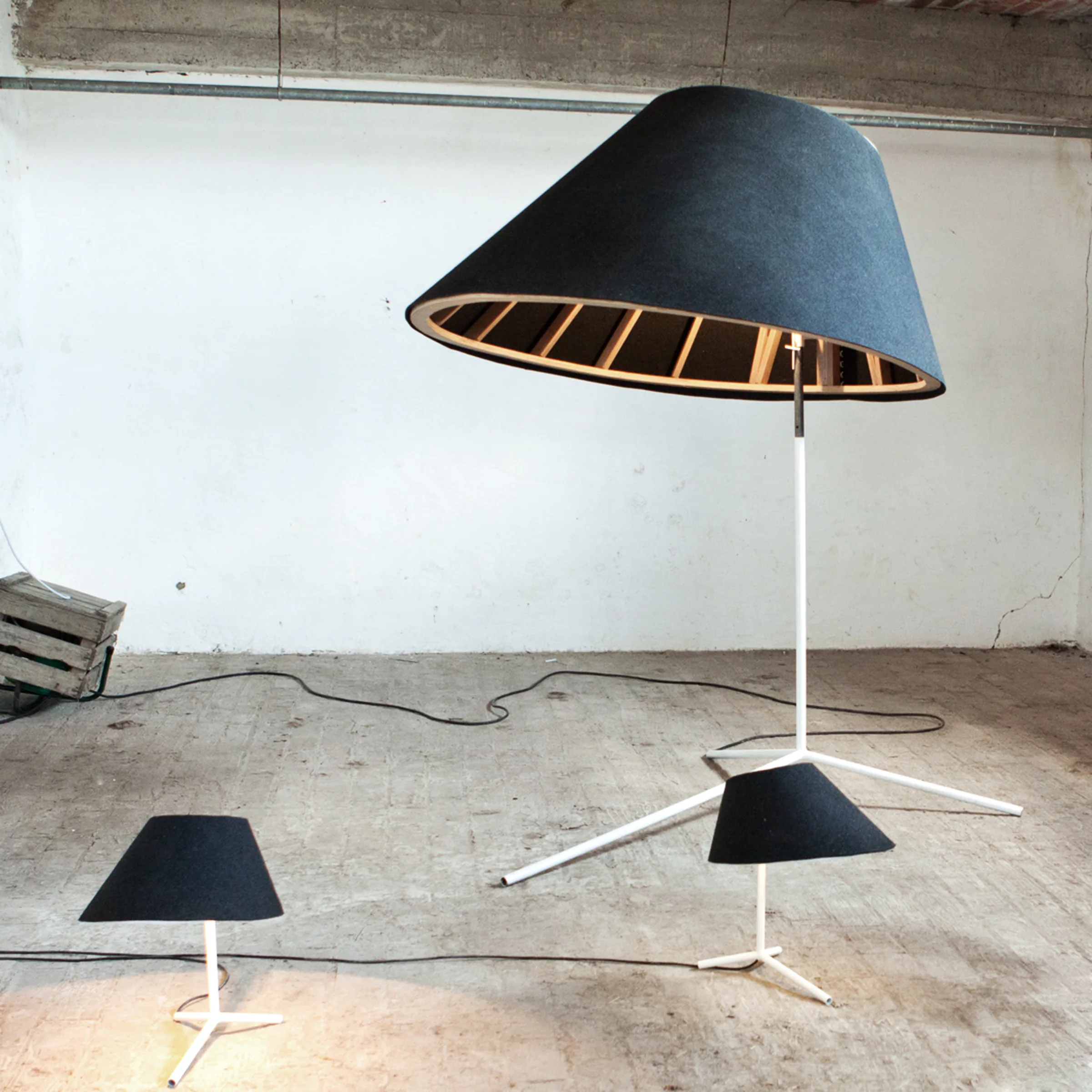 ELIZ PETIT by Stal Collectief